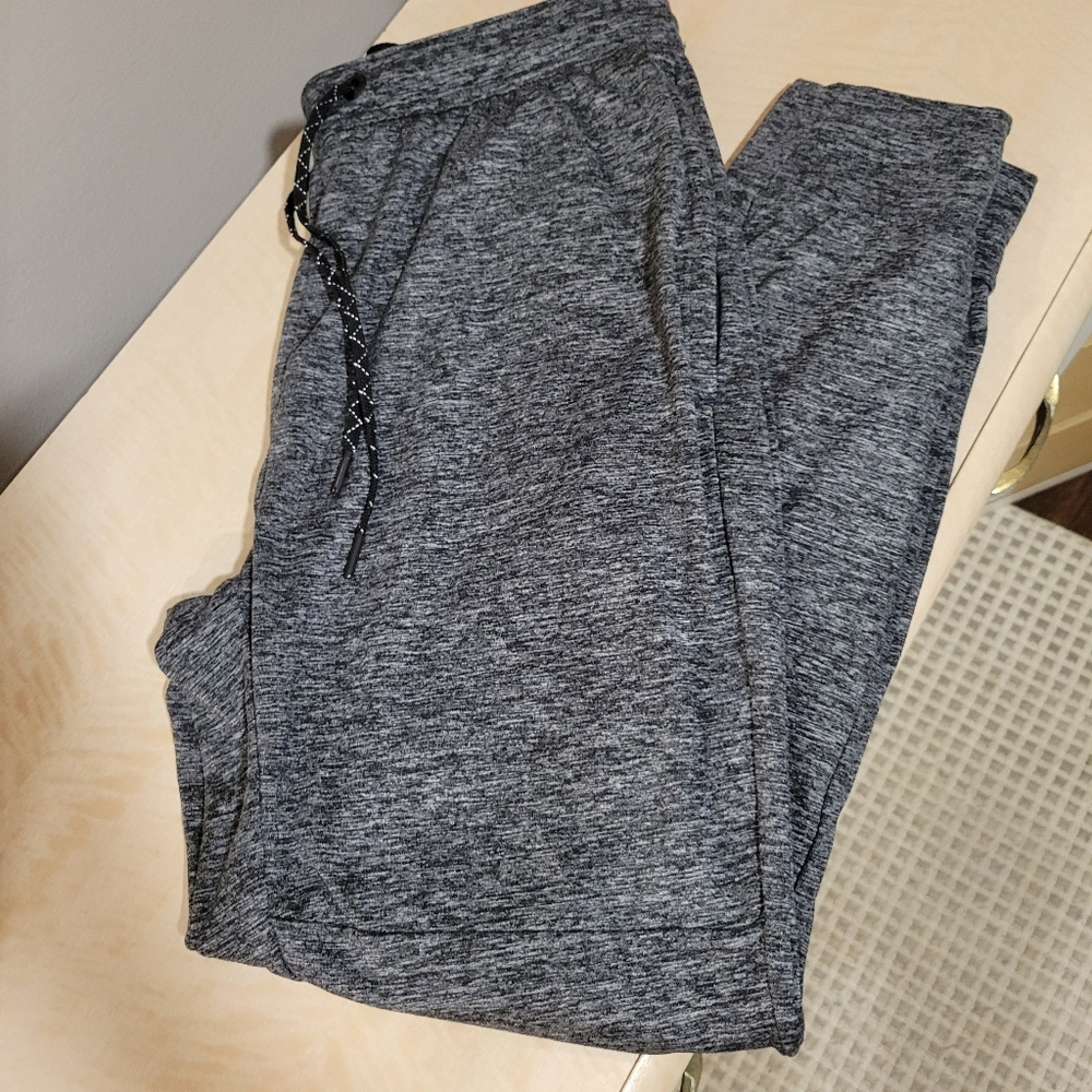 American Eagle Joggers